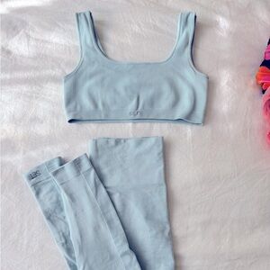 SET ACTIVE Sculptflex set - leggings and sports bra